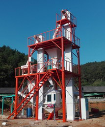 廣東梅州時產3-5噸顆粒機組